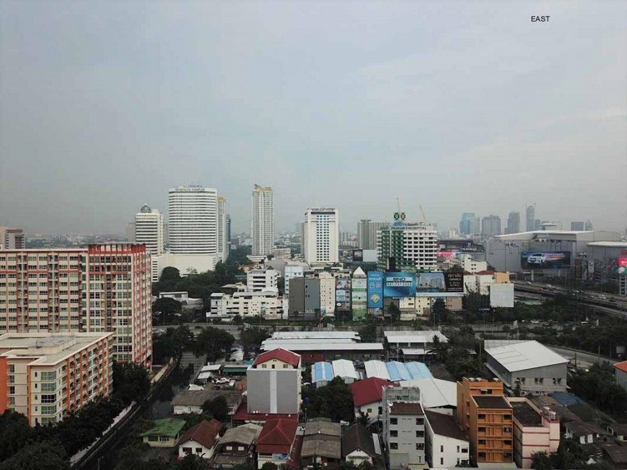 Ideo Rama 9 Asoke East facing view